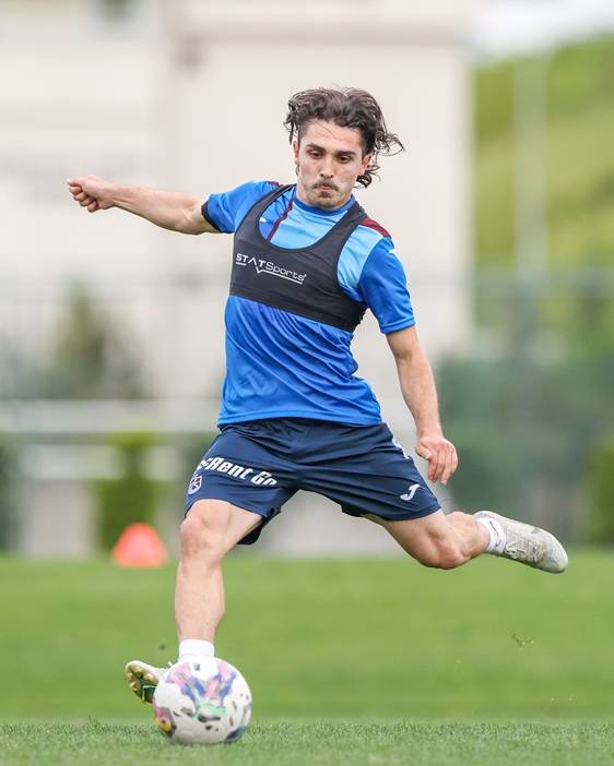 Trabzonspor’da antrenmanda pas ve bitiricilik çalışması öne çıktı 19